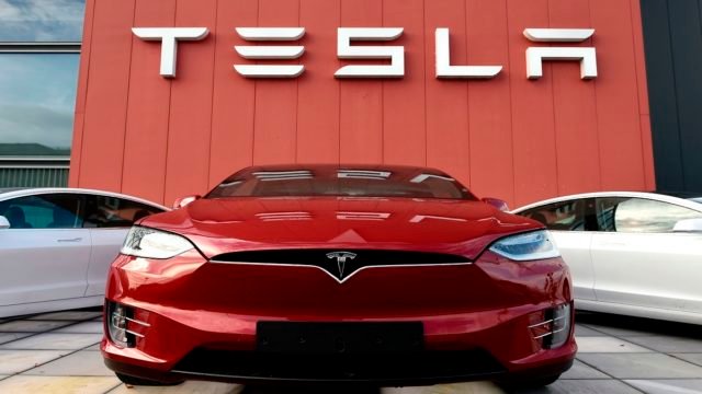 NETHERLANDS-US-ECONOMY-AUTO-TESLA